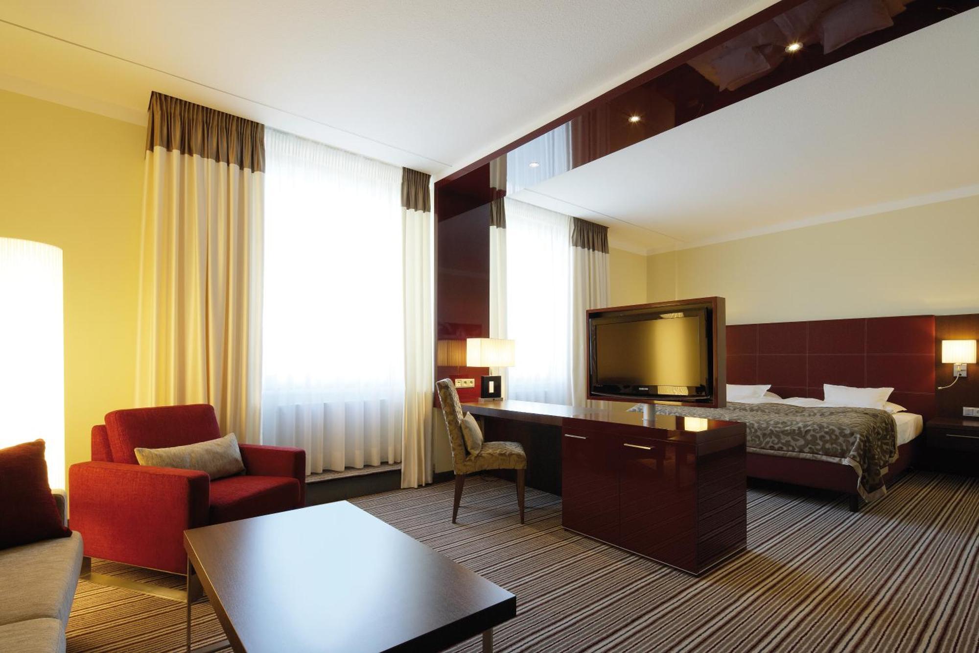 Executive Junior Suite,1678624787:JPEG